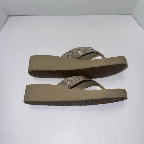 Yellow Box Africa Rhinestone Women's Platform Wedge Taupe Flip Flops Size 10 - Picture 5 of 5